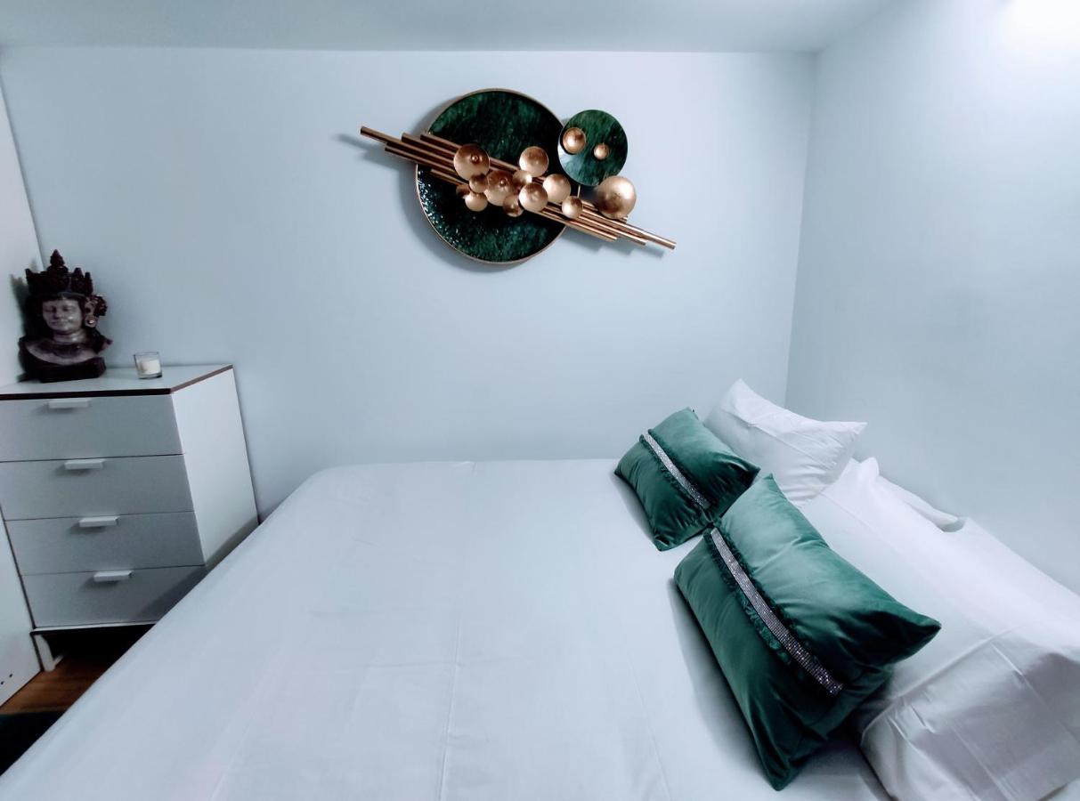 Elegante Y Moderna Villa Miami 阿德耶 外观 照片