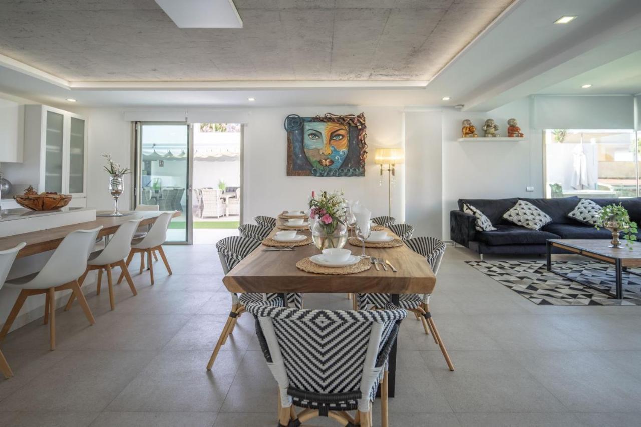 Elegante Y Moderna Villa Miami 阿德耶 外观 照片