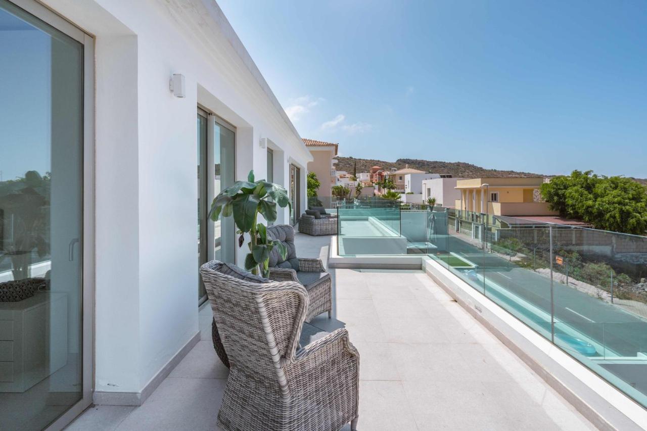Elegante Y Moderna Villa Miami 阿德耶 外观 照片
