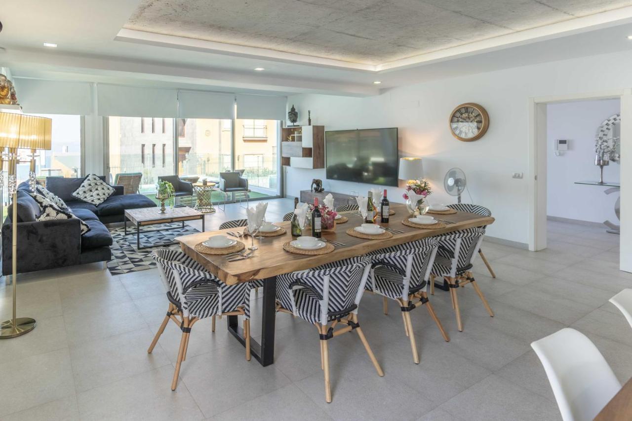 Elegante Y Moderna Villa Miami 阿德耶 外观 照片